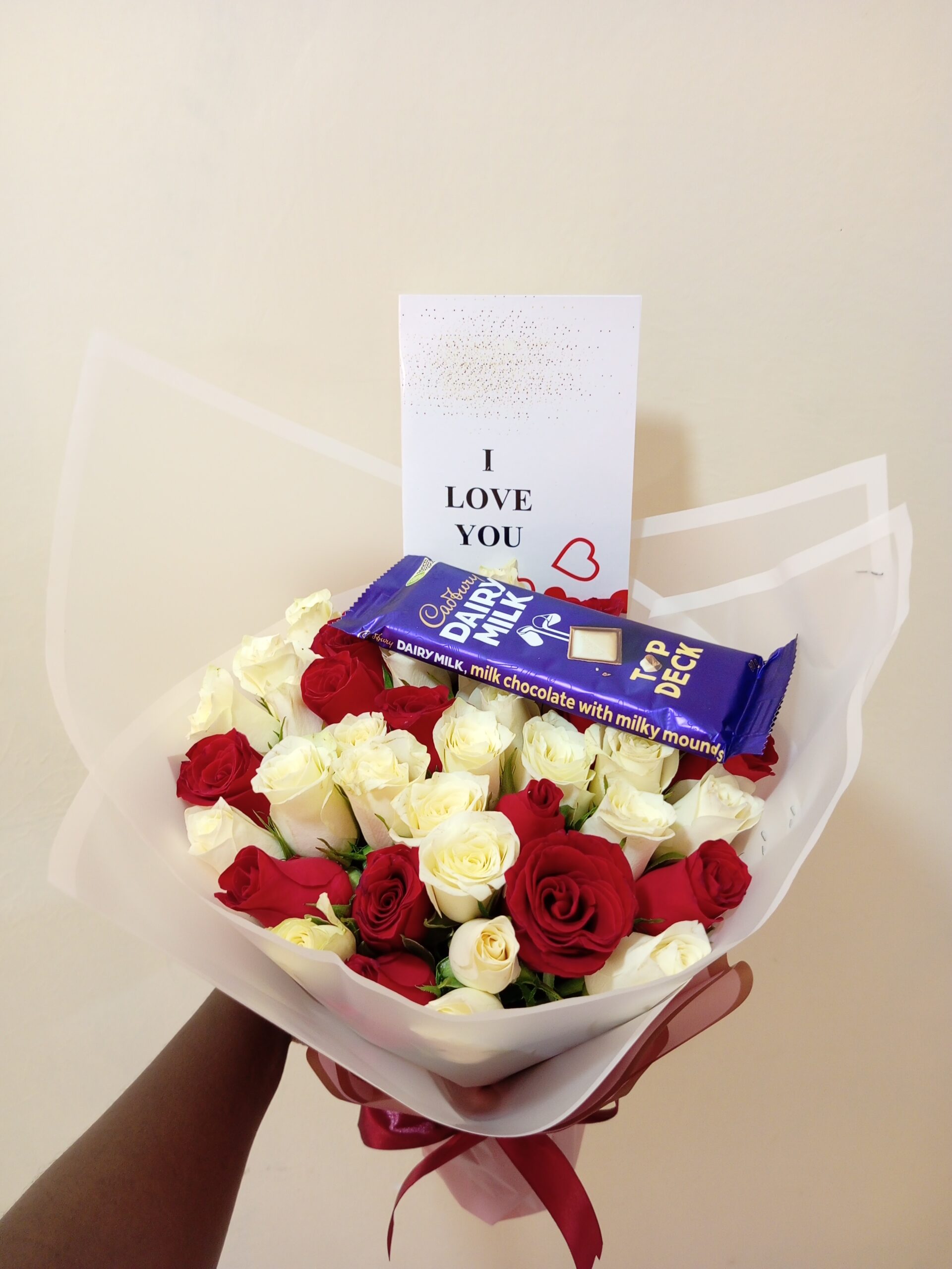 LOVERS ROSES & CADBURY CHOCOLATE