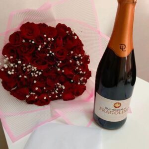 FRAGOLINO WINE & RED ROSES