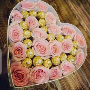 HEART-ROSES & CHOCOLATES BOX