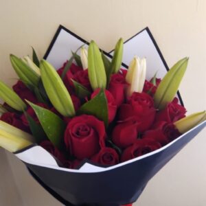 LILIES & RED ROSES BOUQUET