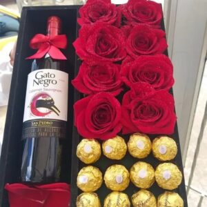 GATO NEGRO WINE,FERRERO CHOCOLATES & RED ROSES BOX