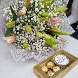 LILIES BOUQUET & FERRERO CHOCOLATE