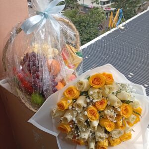 FRUIT BASKET & BOUQUET