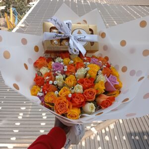 FERRERO CHOCOLATES & 50 ROSES
